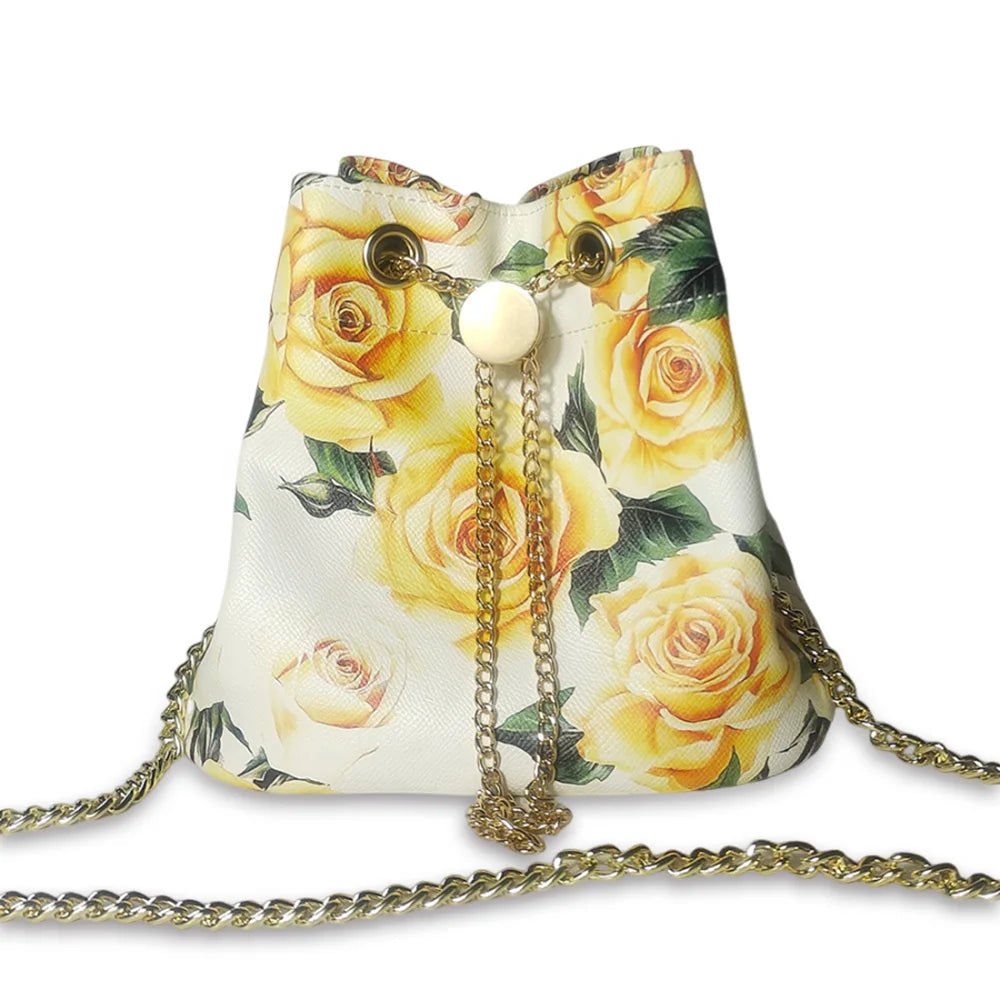 Textured Soft Leather Bucketbag