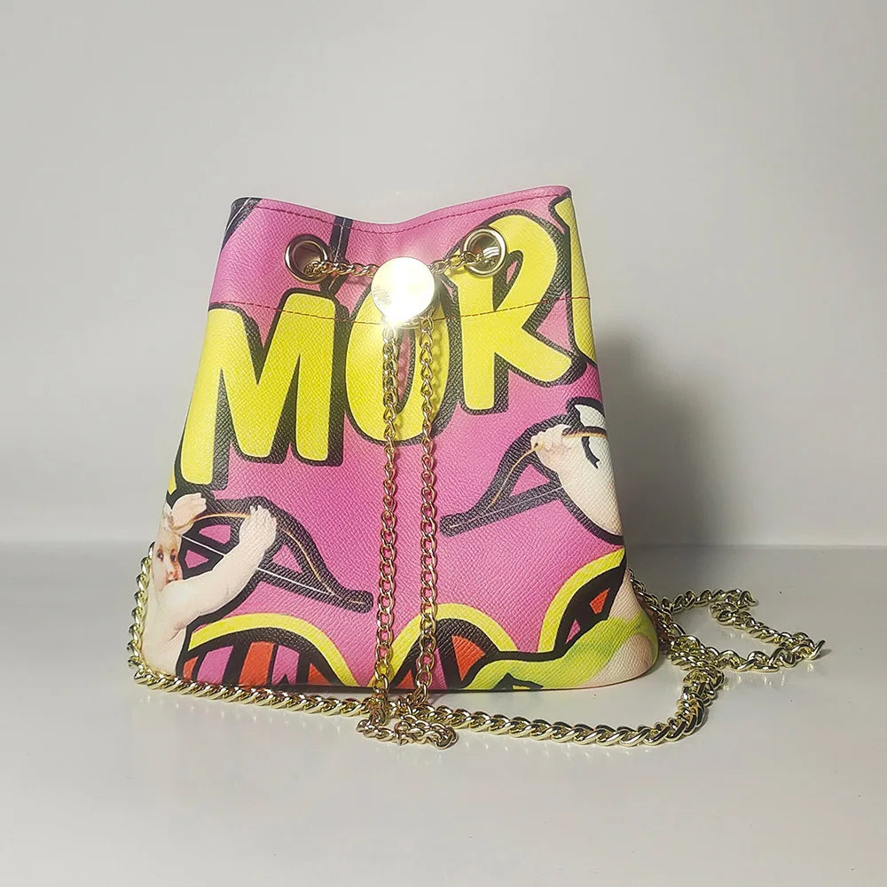 Textured Soft Leather Bucketbag