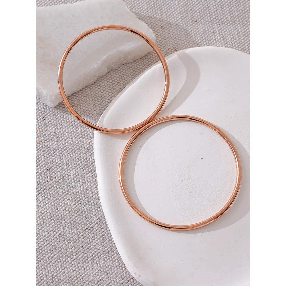 Classic Sleek Bangles