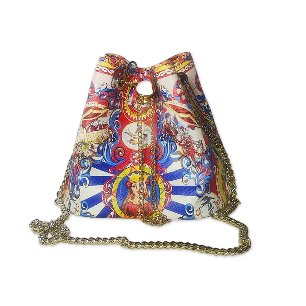 Textured Soft Leather Bucketbag
