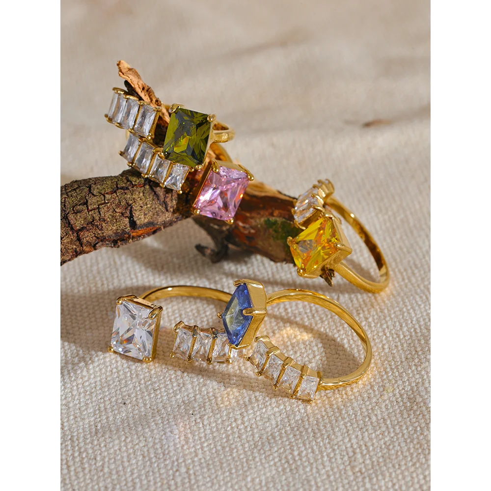 Colorful Charm Rings