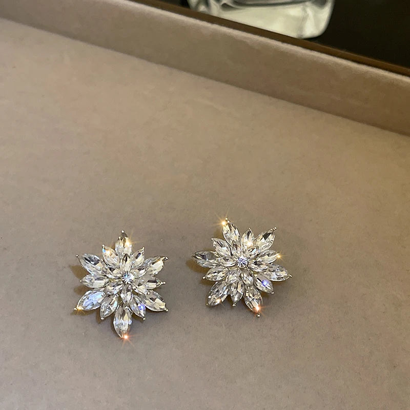 Rhinestone Flower Pearl Stud