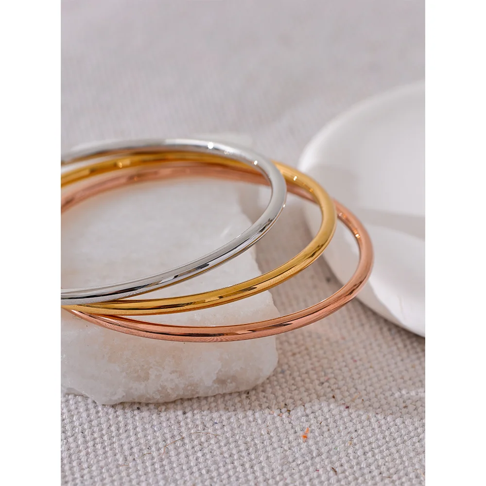 Classic Sleek Bangles