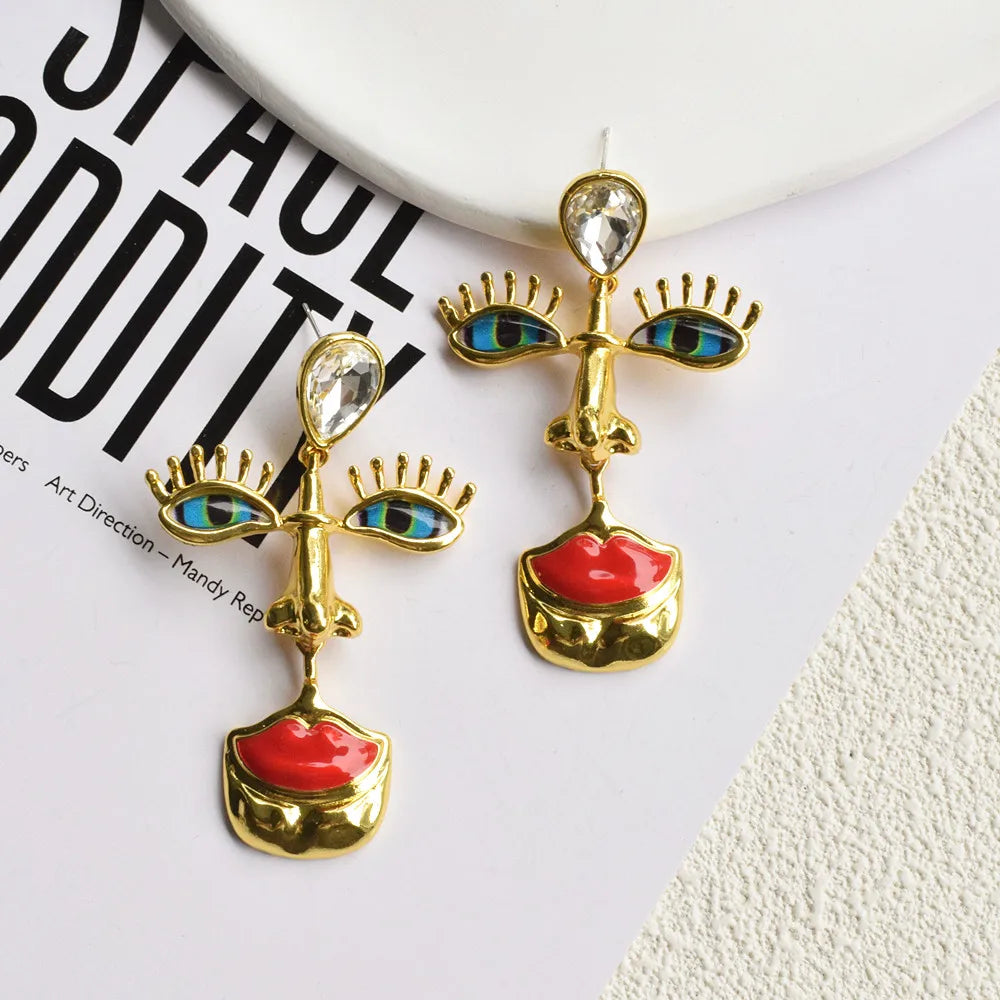 Red Lips Pendant Necklace