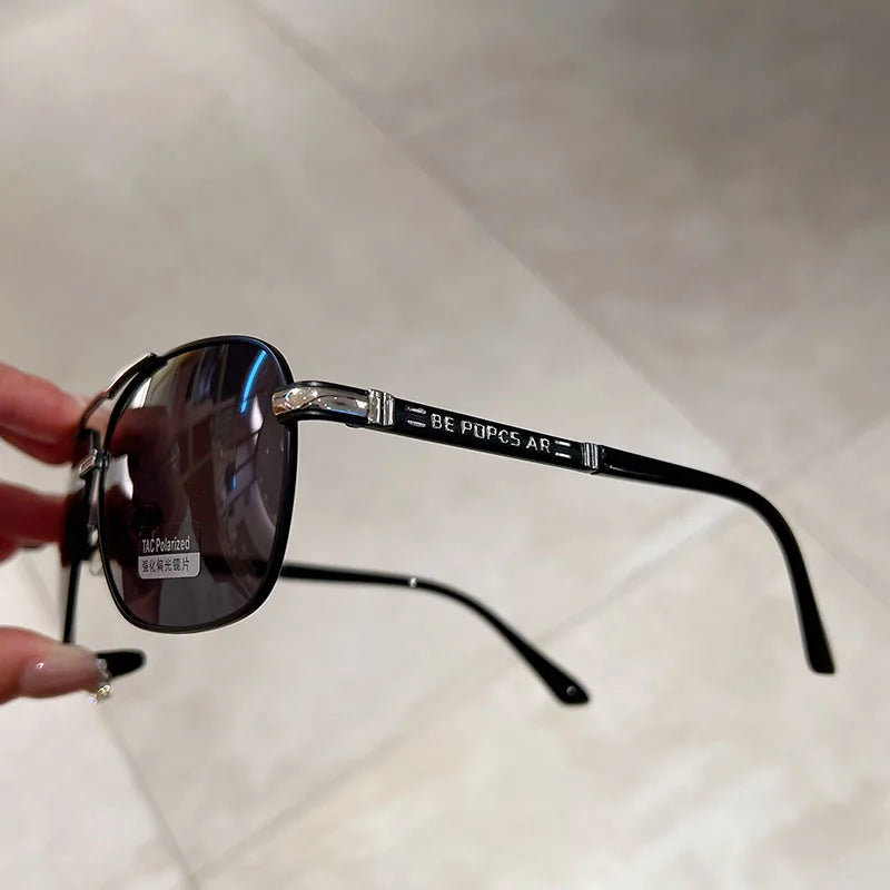 Polarized Photochromic Shades